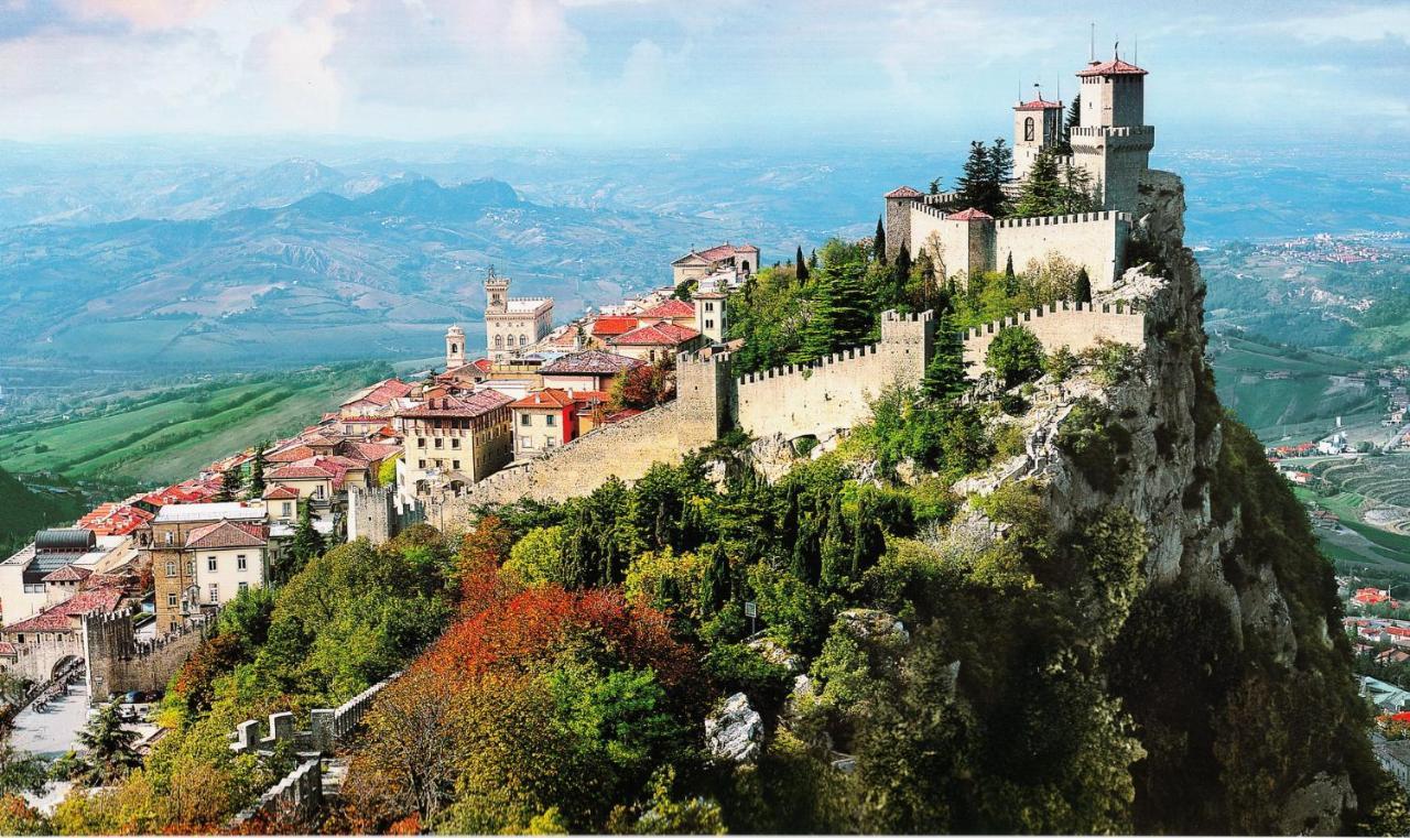 Divacamp San Marino Hotel Exterior foto